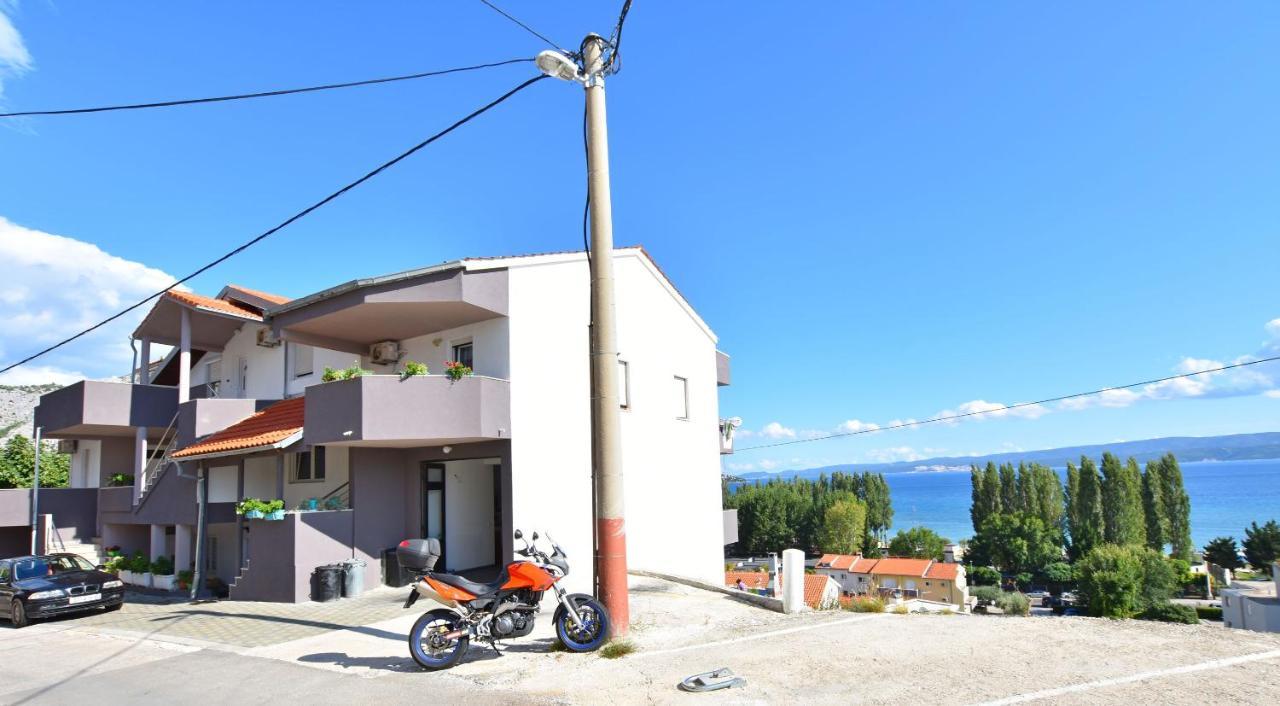 Apartments Ana Omiš Esterno foto