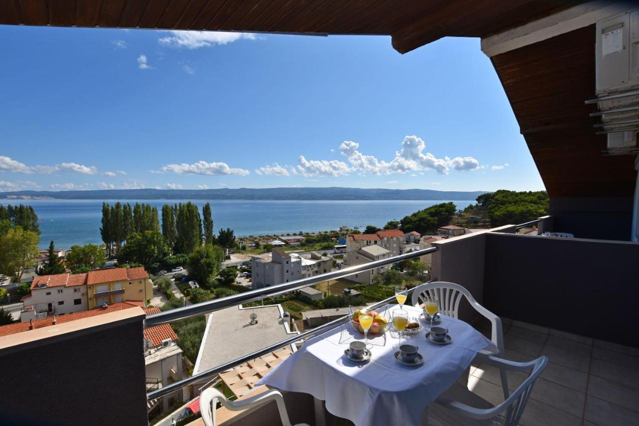 Apartments Ana Omiš Esterno foto
