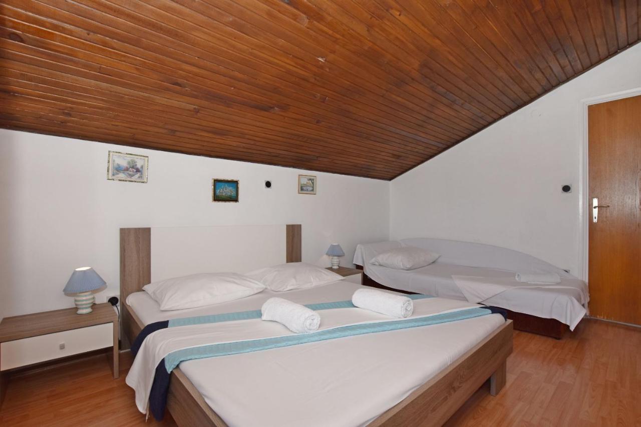 Apartments Ana Omiš Esterno foto