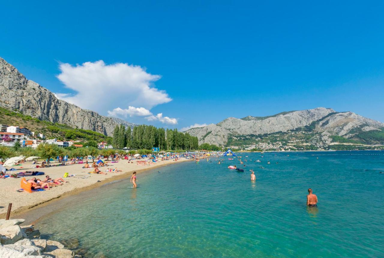Apartments Ana Omiš Esterno foto